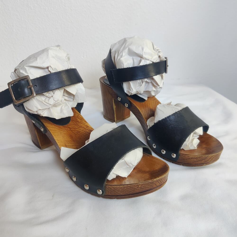 Miz Mooz NYC Wooden Block Heel Studded Black Leather Sandals Size 8 Scandi Girl
